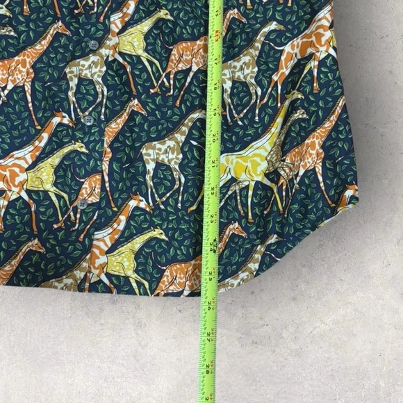 J. Crew 100% silk giraffe print blouse - Picture 6 of 6